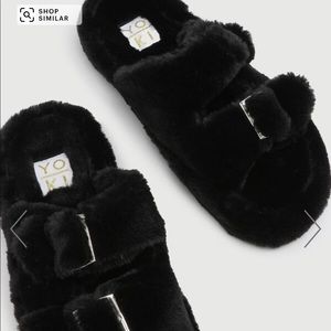 Ardene Faux Fur Slippers